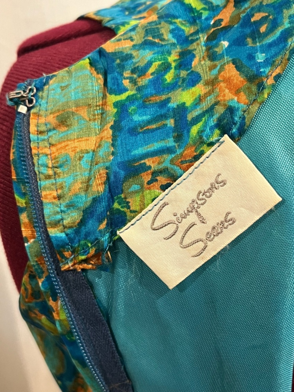 Vintage 1960s Simpsons-Sears Pure Silk Dress β Blue & Green Print - Picture 8 of 11